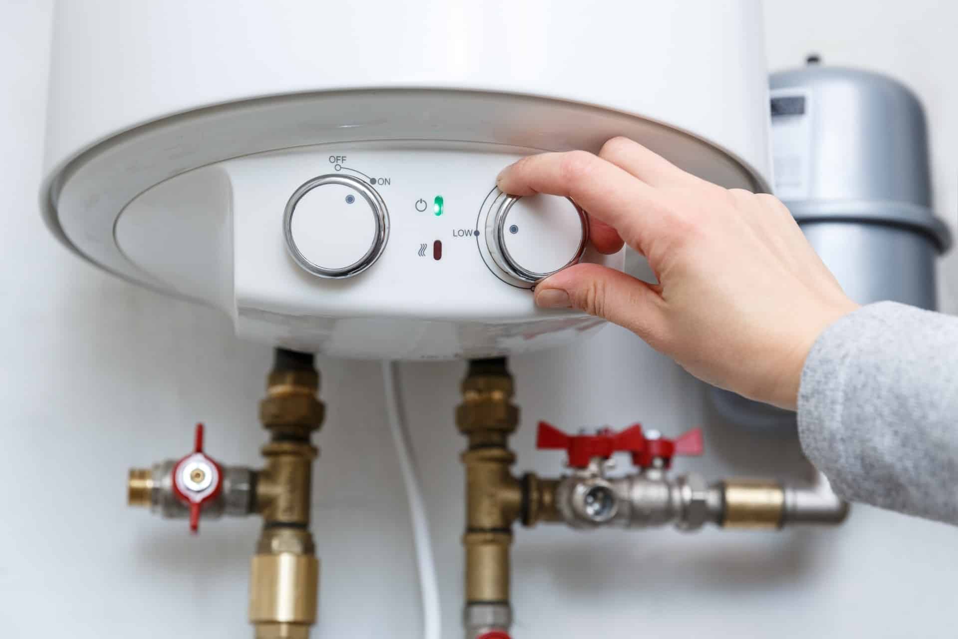 Electric-water-heater-low-power-mode