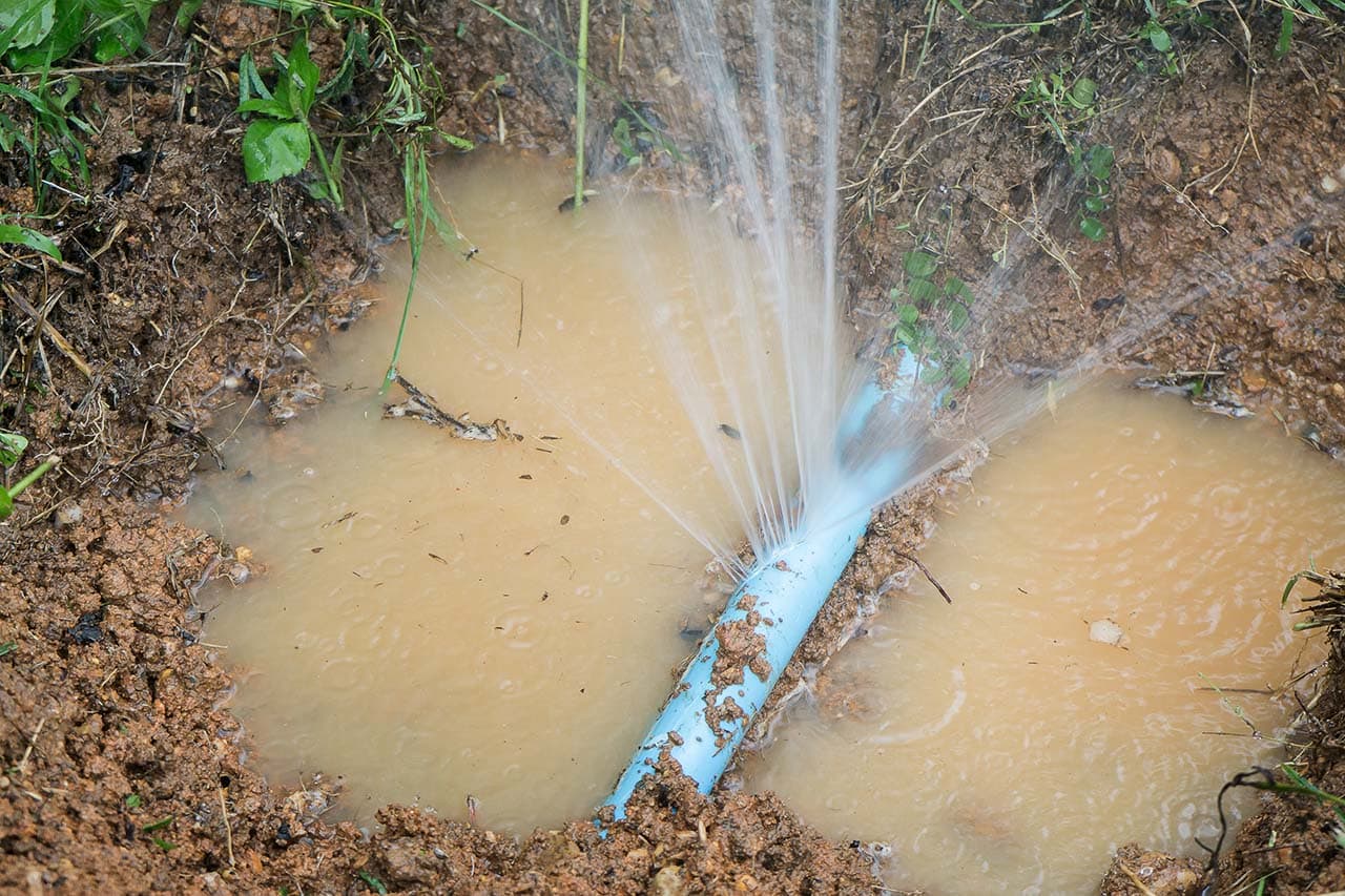 water-pipe-break-repair